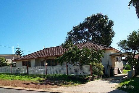 4b Howes St, Rangeway, WA 6530