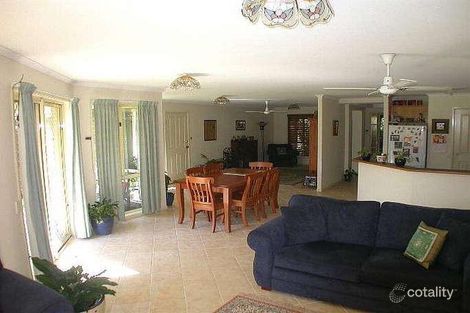Property photo of 18 Barrington Drive Woongarrah NSW 2259