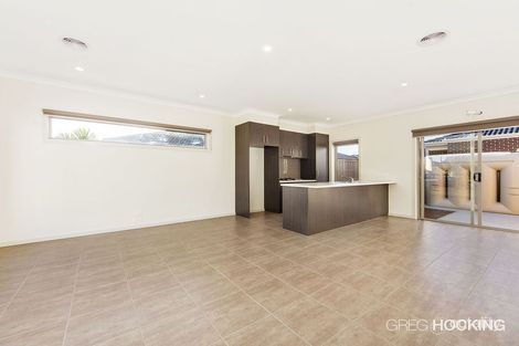 Property photo of 2/22 Lady Penrhyn Drive Harkness VIC 3337