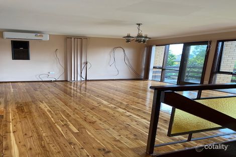 Property photo of 3 Arana Close Georges Hall NSW 2198