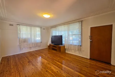 Property photo of 8 Dunbier Avenue Lurnea NSW 2170