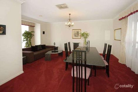 Property photo of 20 Cunningham Court Taylors Lakes VIC 3038