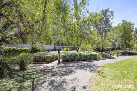 Property photo of 2L/4 Acacia Place Abbotsford VIC 3067