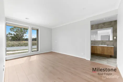 Property photo of 52 Carradale Road Clyde North VIC 3978