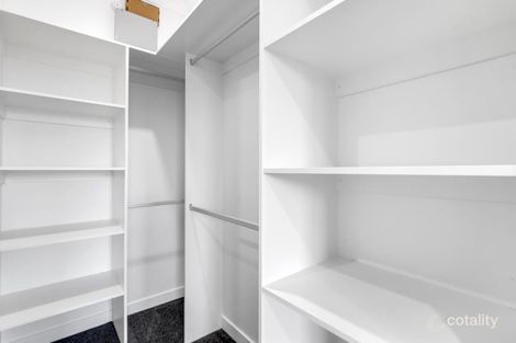 Property photo of 12 Cinder Drive Tarneit VIC 3029