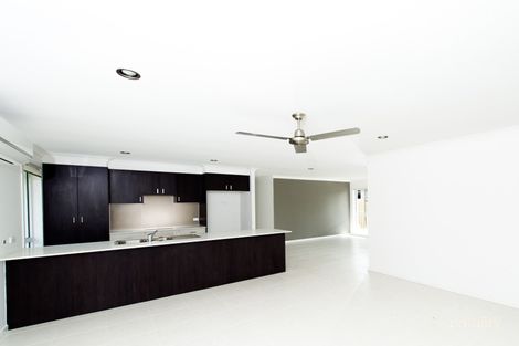 17 Peppertree Cres, Andergrove, QLD 4740