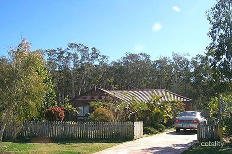 18 Bream Ct, Sandstone Point, QLD 4511