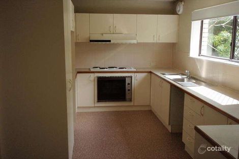 Property photo of 2/133 Central Avenue Indooroopilly QLD 4068