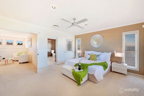 Property photo of 2559 Cressbrook Drive Hope Island QLD 4212