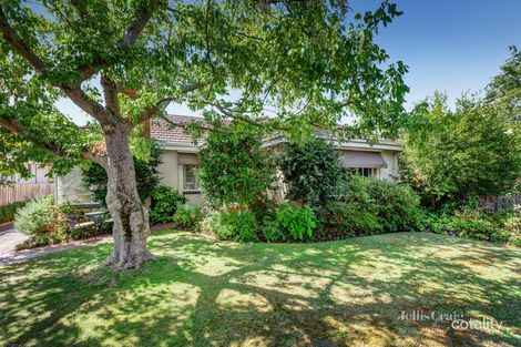 Property photo of 8 Kerry Parade Mont Albert North VIC 3129