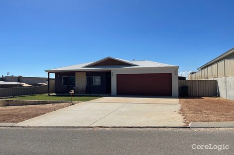 13 Gregory Pass, Port Denison, WA 6525