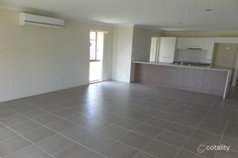 Property photo of 6 O'Neill Place Marian QLD 4753