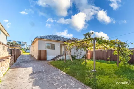 Property photo of 20 Hillcrest Avenue Greenacre NSW 2190