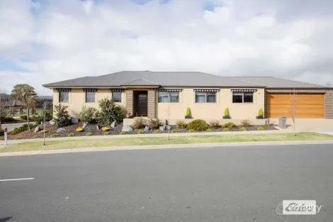 Property photo of 8 Cardiff Drive Wodonga VIC 3690