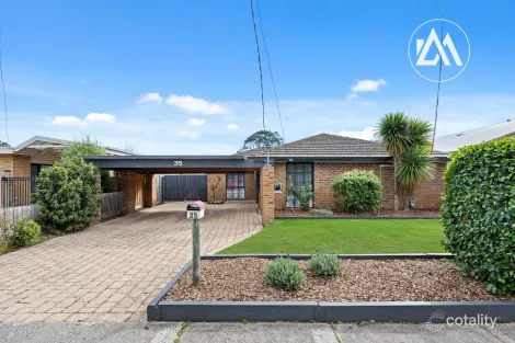 35 LORNA ST, SEAFORD, VIC 3198