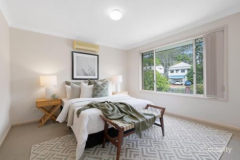 20 Estate Pl, Holland Park West, QLD 4121