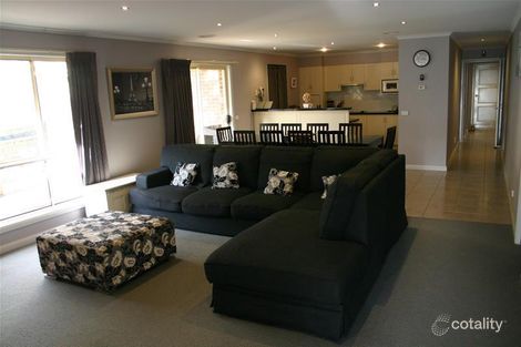 Property photo of 2 Grevillia Court Dennington VIC 3280