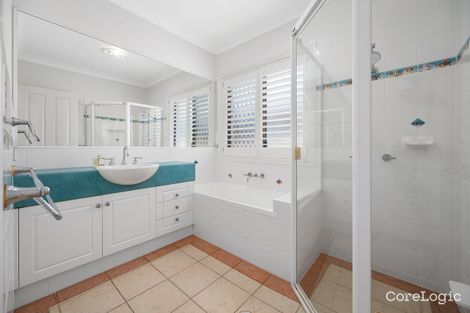 Property photo of 10 Sapphire Street Hollywell QLD 4216