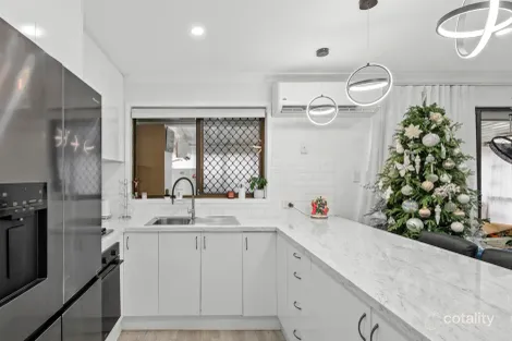 Property photo of 18 Arctic Place Bald Hills QLD 4036