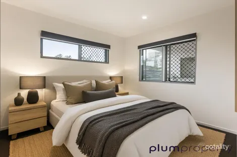 Property photo of 4/27 York Street Indooroopilly QLD 4068