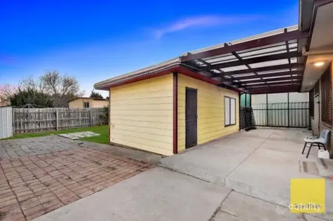 Property photo of 95 Heaths Road Hoppers Crossing VIC 3029