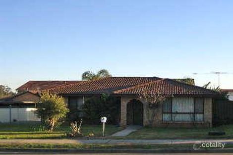 2 Lindum Pl, St Johns Park, NSW 2176