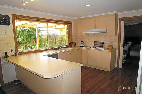 Property photo of 6 Hoddle Court Melton West VIC 3337