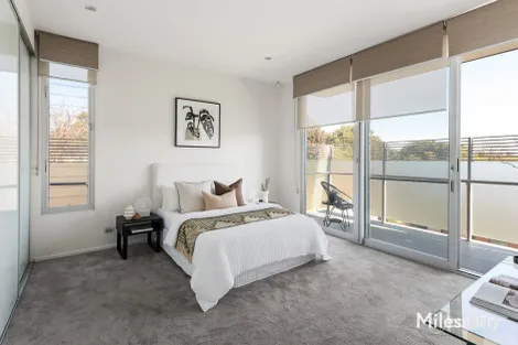 Property photo of 2/46-48 Kilby Road Kew East VIC 3102