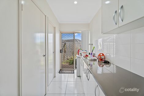 Property photo of 7 Bronte Place Urraween QLD 4655