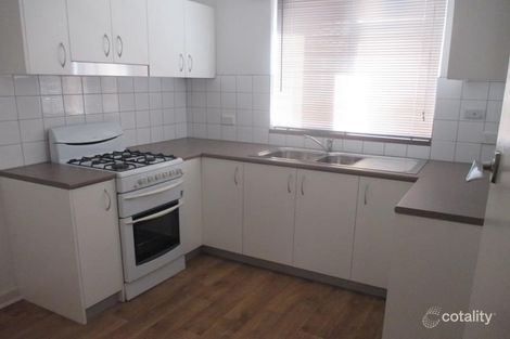 Property photo of 2/28 Shepparson Avenue Carnegie VIC 3163