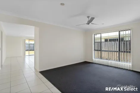 Property photo of 51 Coogee Terrace Blacks Beach QLD 4740