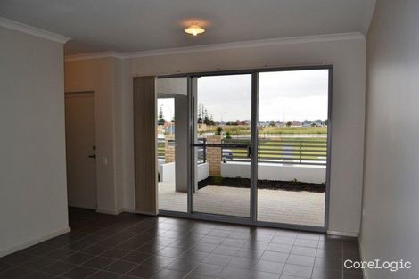 Property photo of 9 Bottlenose Circuit Waikiki WA 6169