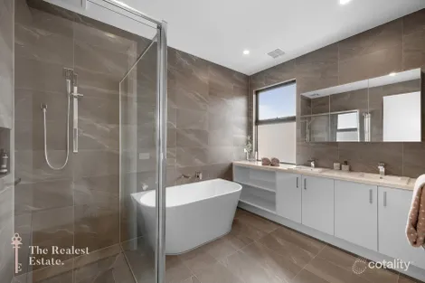 Property photo of 8A Virginia Street Pascoe Vale VIC 3044