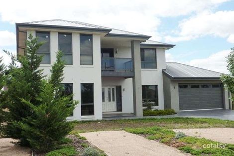 Property photo of 5 Edinburgh Lane Caroline Springs VIC 3023