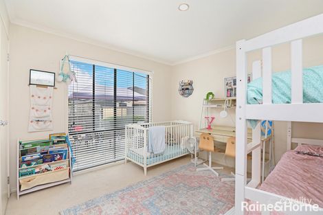 Property photo of 14 Tigris Court Roxburgh Park VIC 3064