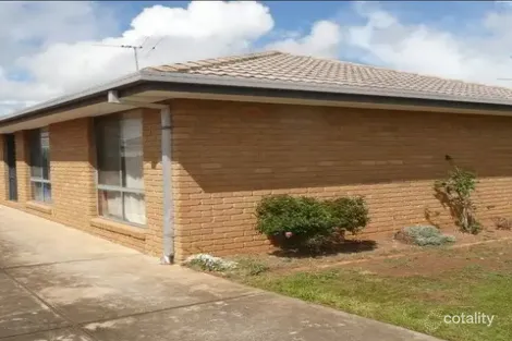 15 Danube Dr, Werribee, VIC 3030