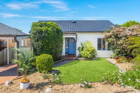 Property photo of 90 Wolger Street Como NSW 2226