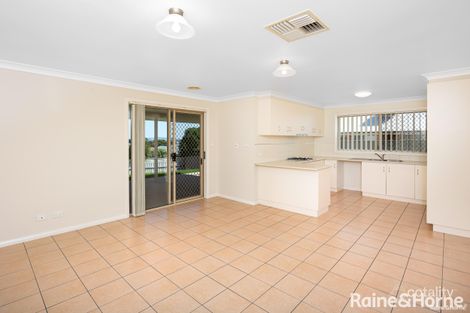 Property photo of 22 Kaloona Drive Bourkelands NSW 2650