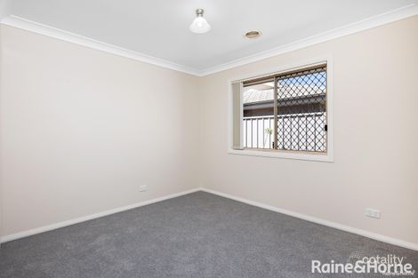Property photo of 22 Kaloona Drive Bourkelands NSW 2650
