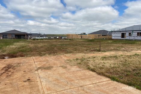 Property photo of 13 Hazelmere Avenue Eynesbury VIC 3338