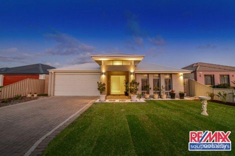 19 Tulip Way, East Cannington, WA 6107