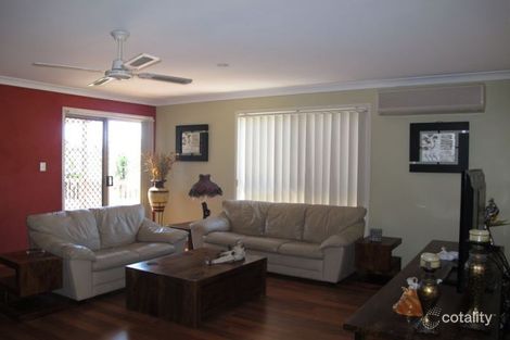 Property photo of 2/77 Kincaid Drive Highland Park QLD 4211