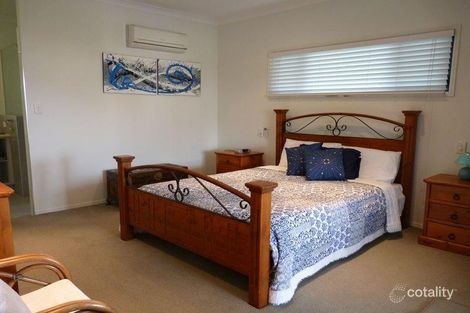 Property photo of 28 Lighthouse Drive Boyne Island QLD 4680