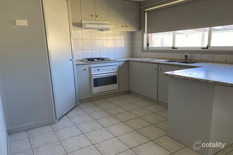 2/113 Quinn St, Deer Park, VIC 3023