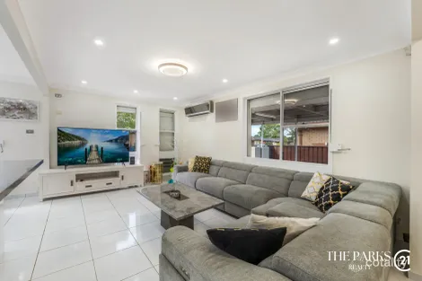 Property photo of 23 Dickens Road Wetherill Park NSW 2164