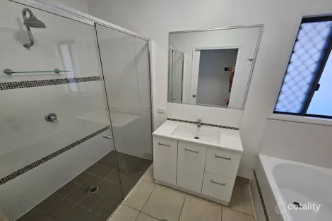 Property photo of 54 Madonis Way Burdell QLD 4818