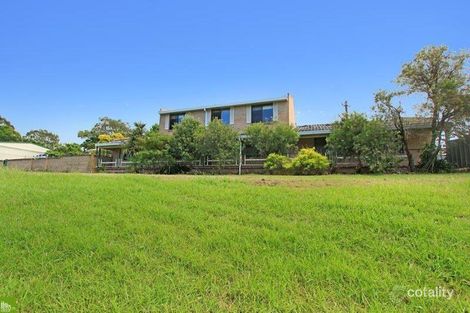 Property photo of 11 Staff Road Unanderra NSW 2526