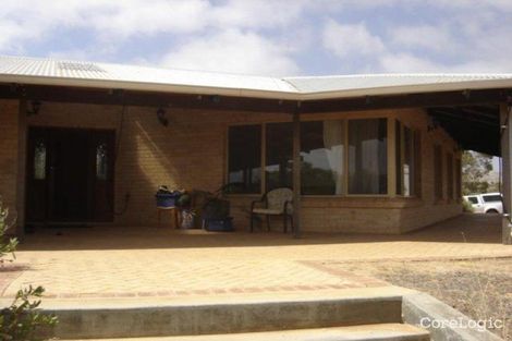 Property photo of 321 Sutcliffe Road Waggrakine WA 6530