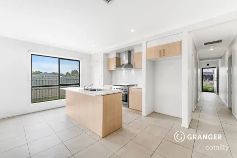 Property photo of 8 Alcantara Boulevard Wallan VIC 3756