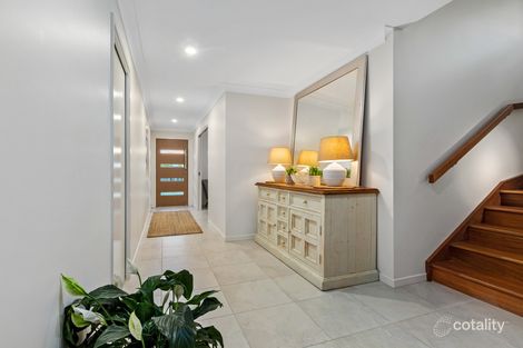 Property photo of 2/7 Plantation Place Mackenzie QLD 4156